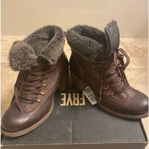 FRYE Vera Hiker Shearling dark chocolate leather boots 🥾